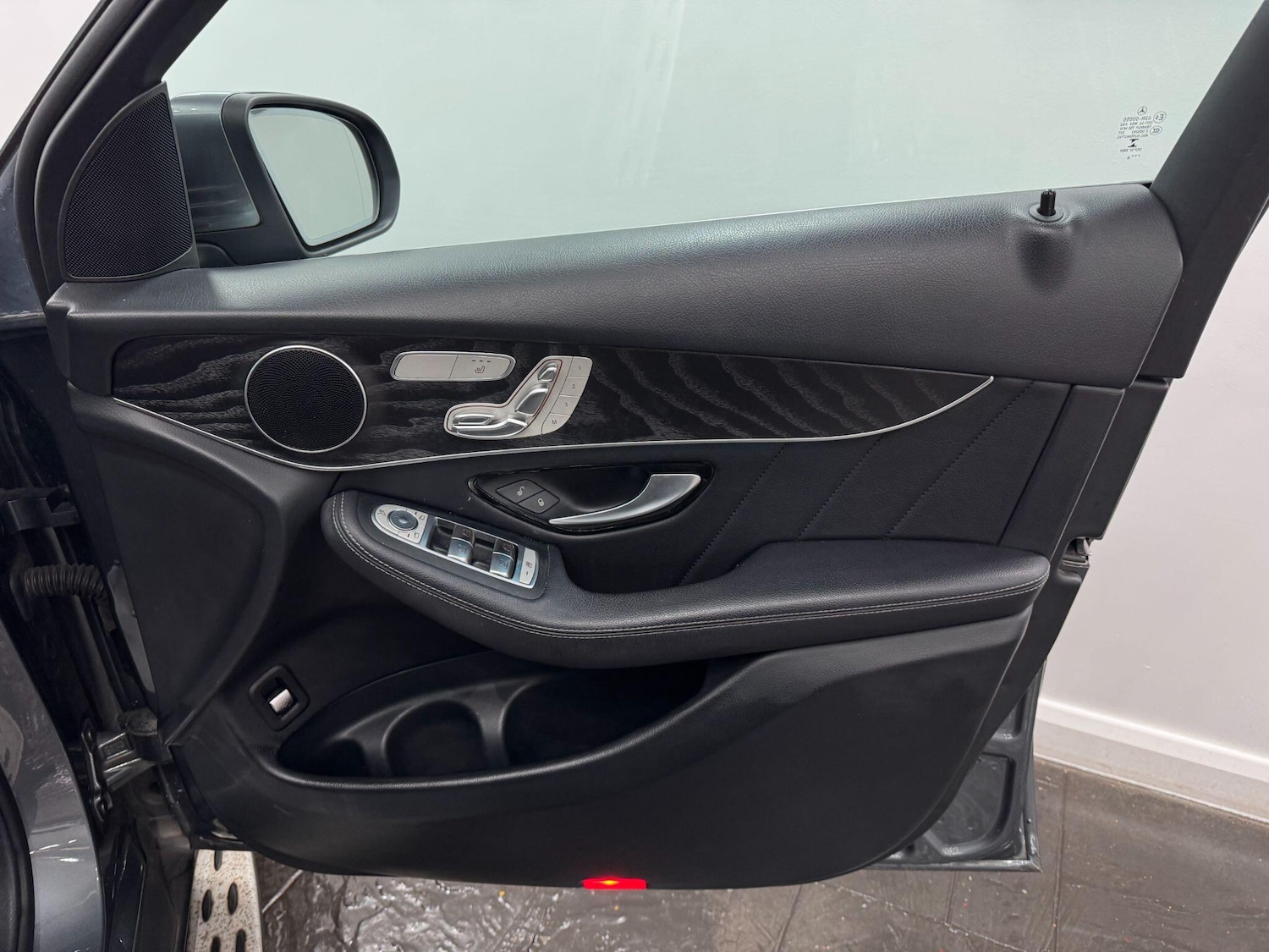 Used Mercedes-Benz GLC 2018 for sale - 77314865: Photo 26