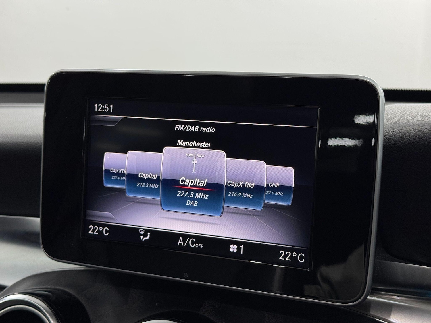 Used Mercedes-Benz GLC 2018 for sale - 77314865: Photo 35