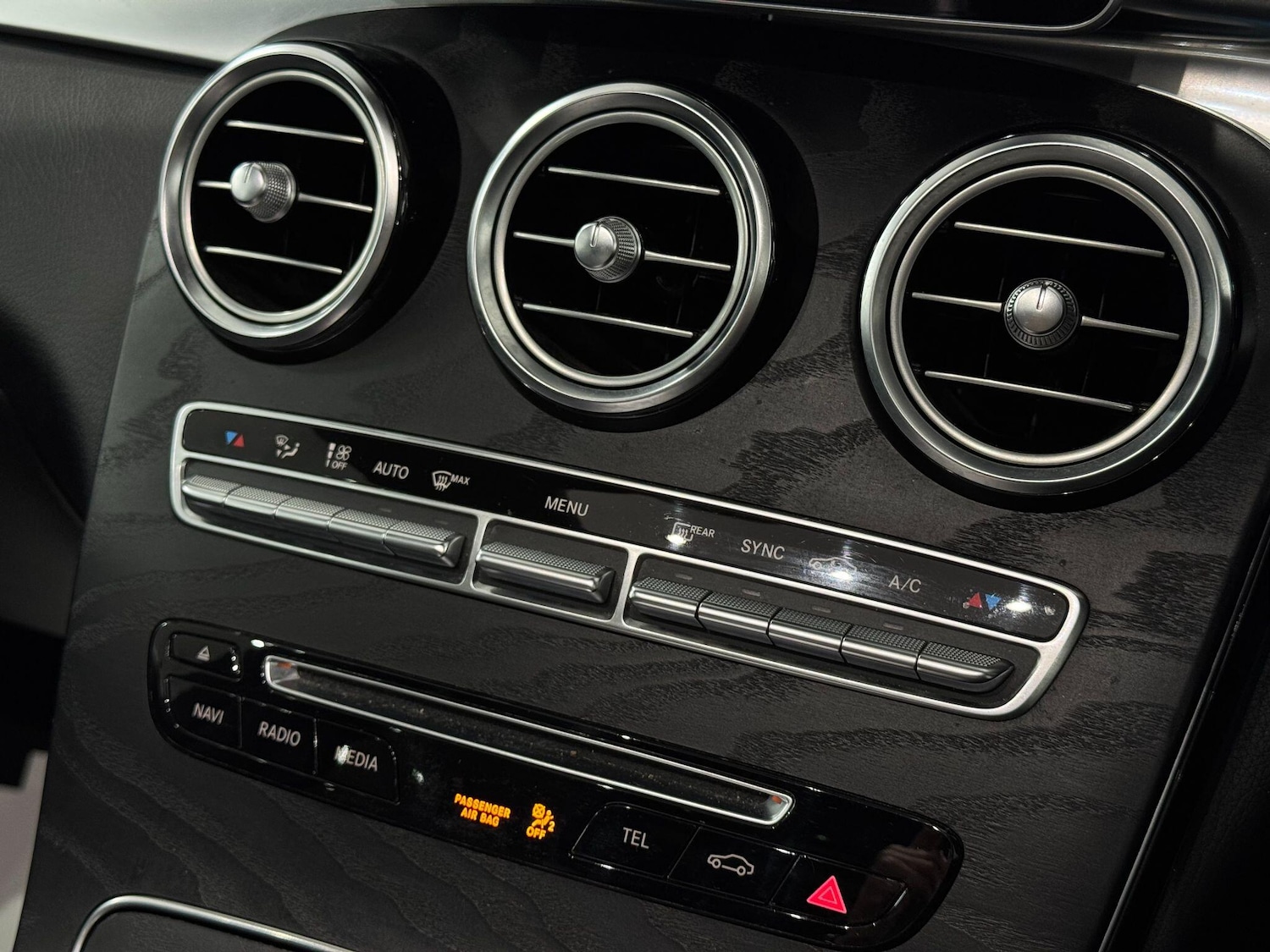 Used Mercedes-Benz GLC 2018 for sale - 77314865: Photo 39