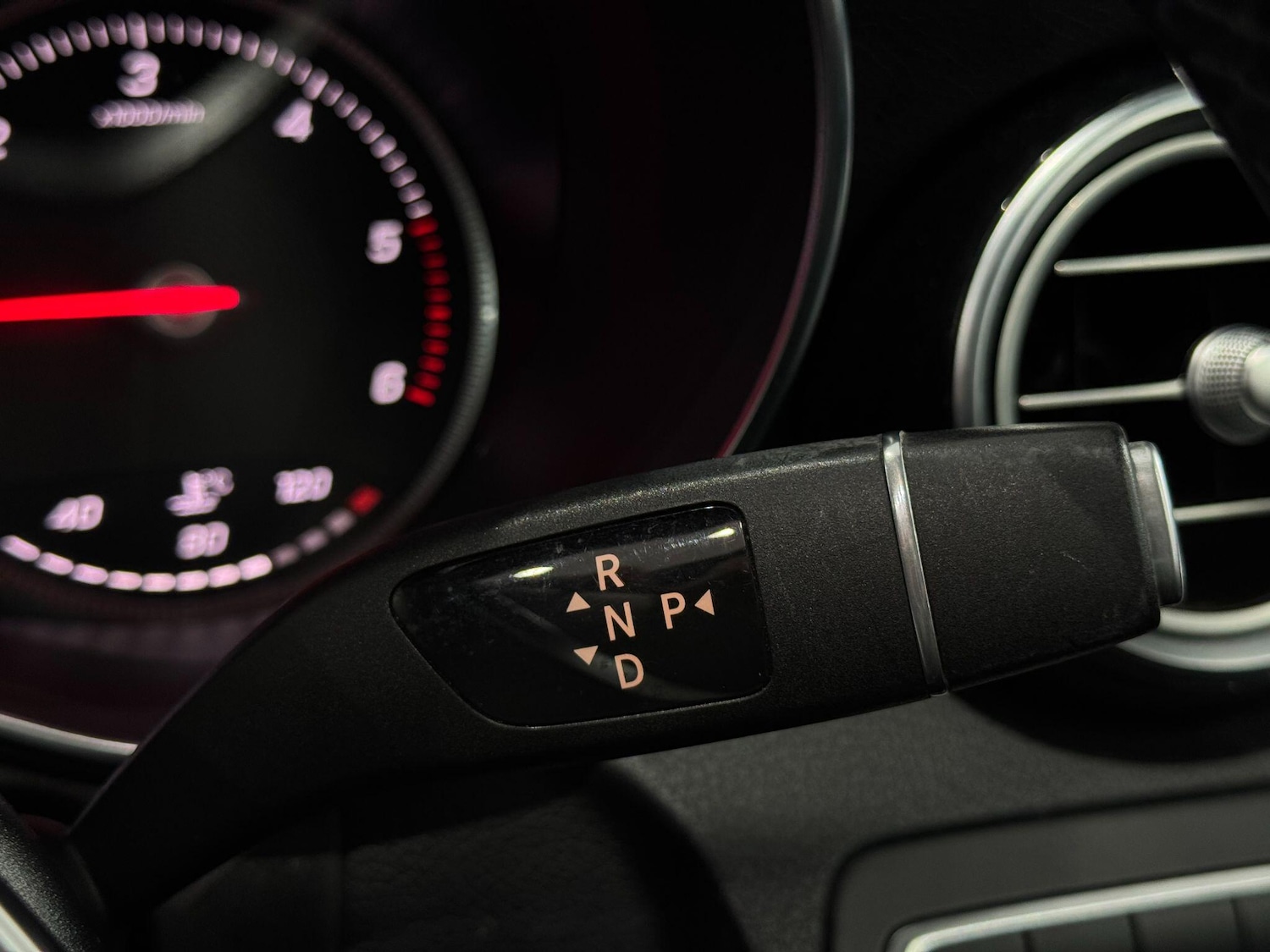 Used Mercedes-Benz GLC 2018 for sale - 77314865: Photo 48