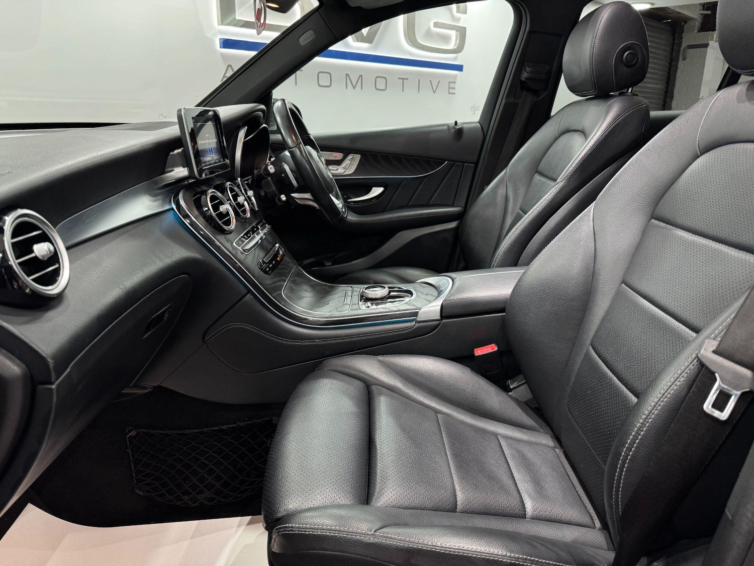 Used Mercedes-Benz GLC 2018 for sale - 77314865: Photo 51