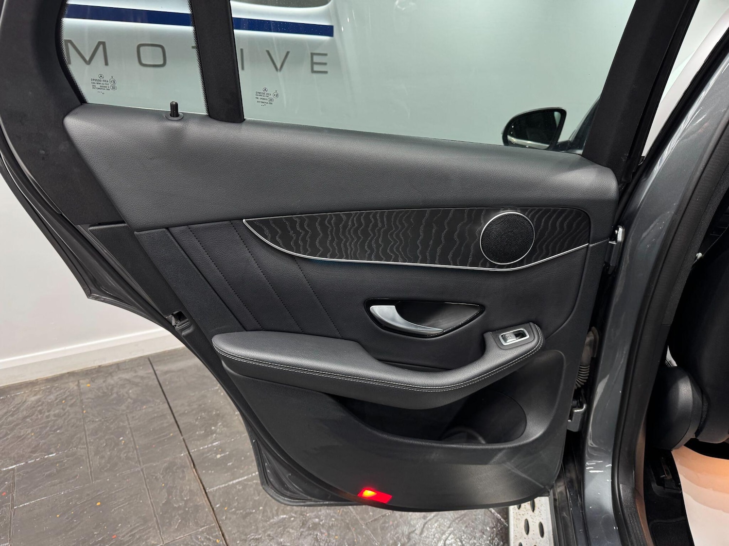 Used Mercedes-Benz GLC 2018 for sale - 77314865: Photo 54