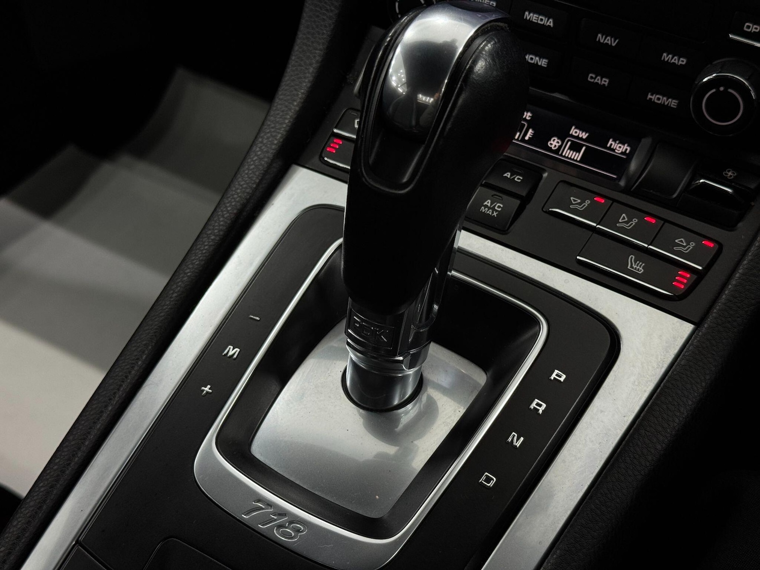 Used Porsche 718 Cayman 2018 for sale - 77163111: Photo 43