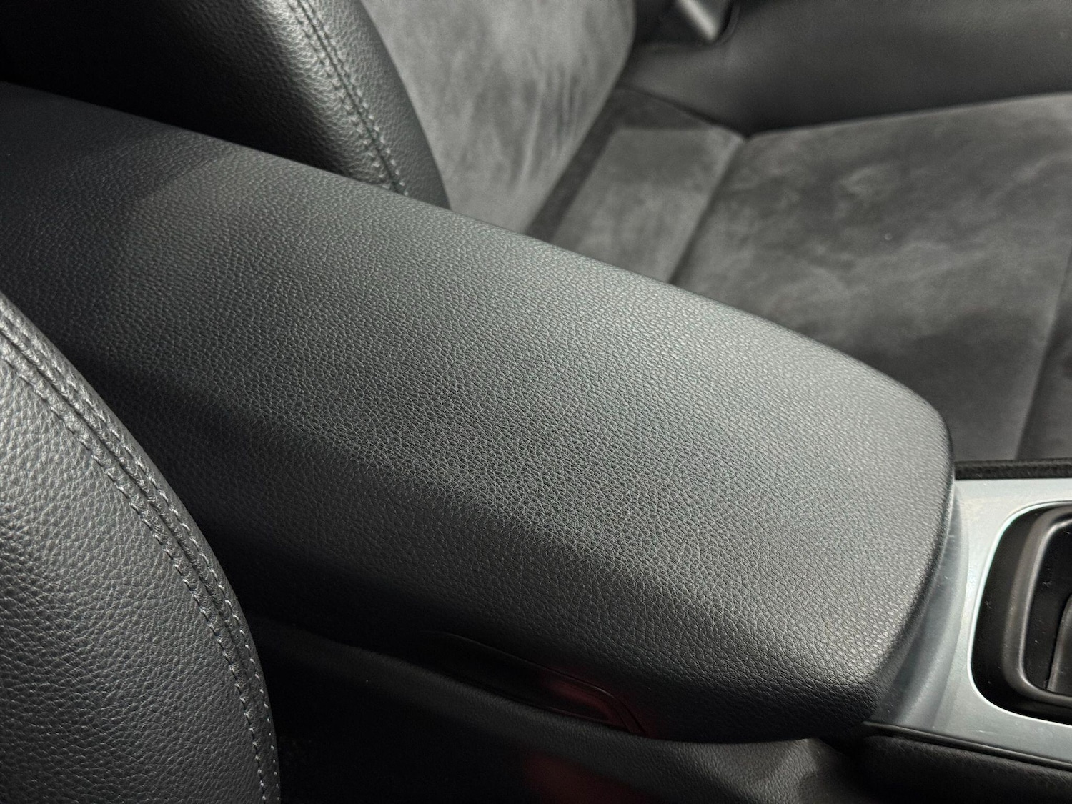 Used Porsche 718 Cayman 2018 for sale - 77163111: Photo 46