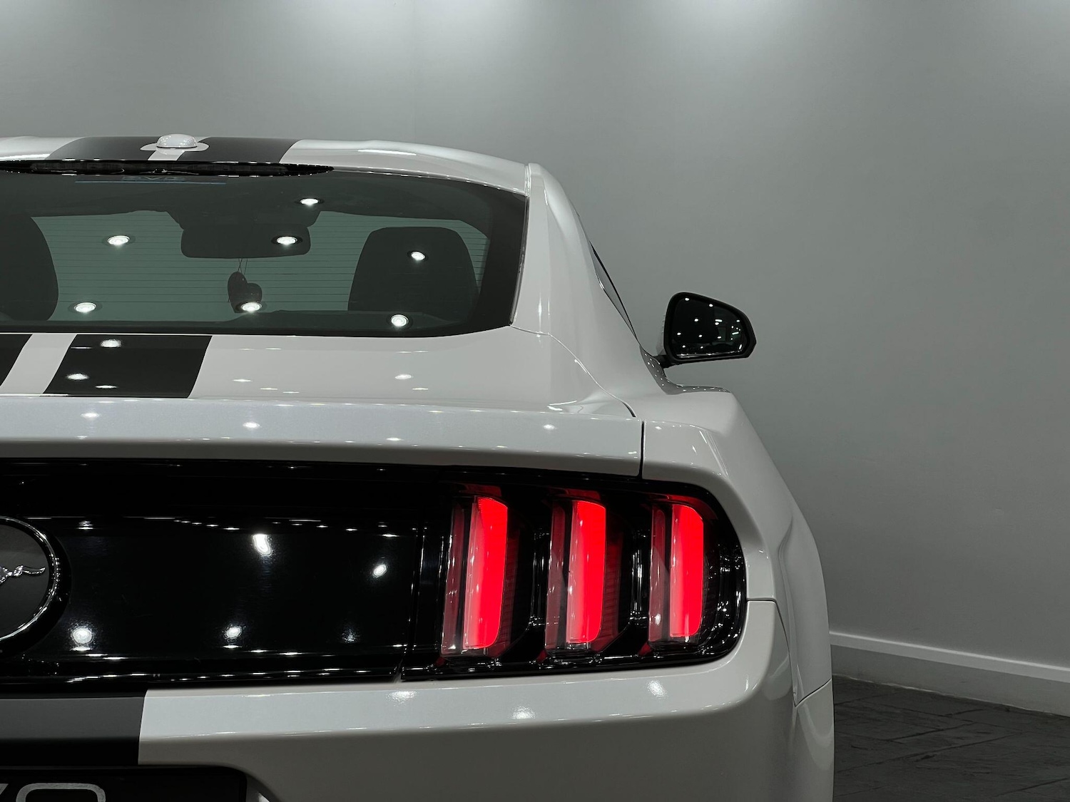 Used Ford Mustang 2018 for sale - 75949900: Photo 24