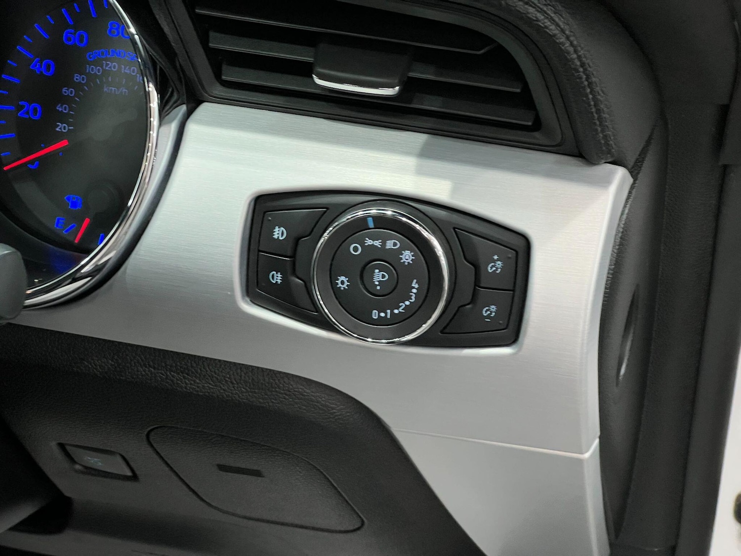 Used Ford Mustang 2018 for sale - 75949900: Photo 34