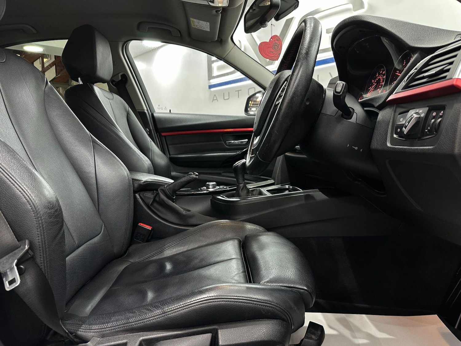 Used BMW 3 Series 2016 for sale - 76424684: Photo 24