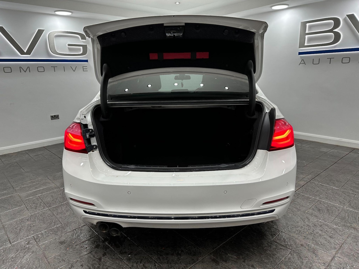 Used BMW 3 Series 2016 for sale - 76424684: Photo 62