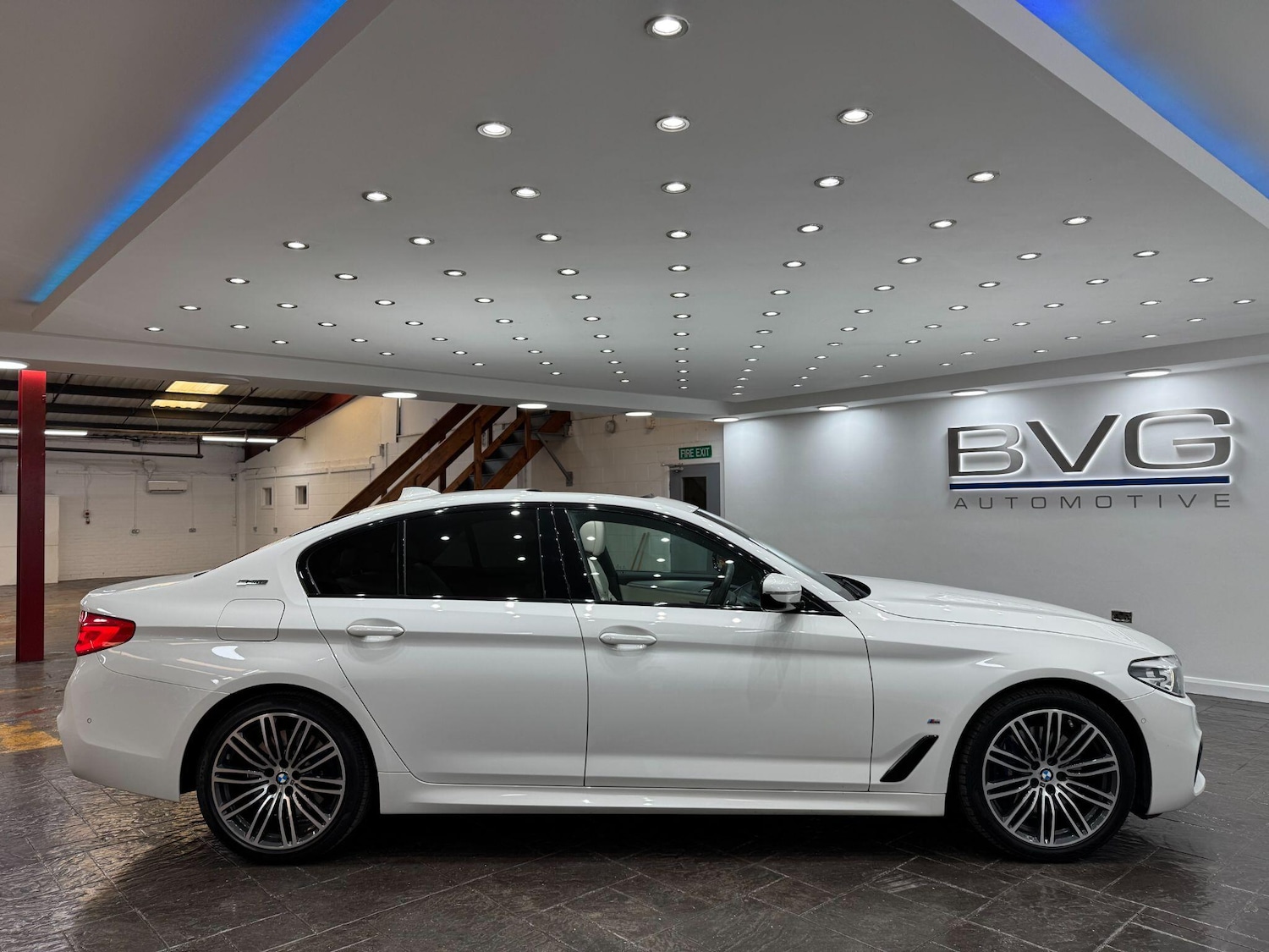 Used BMW 5 Series for sale - 78204024: Photo 2