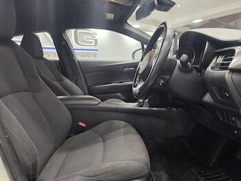 Used Toyota C-HR 2018 for sale - 77291655: Photo