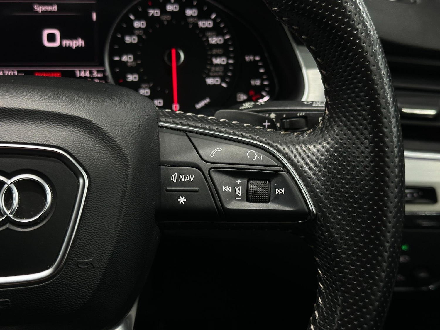 Used Audi Q7 2017 for sale - 77016913: Photo 51