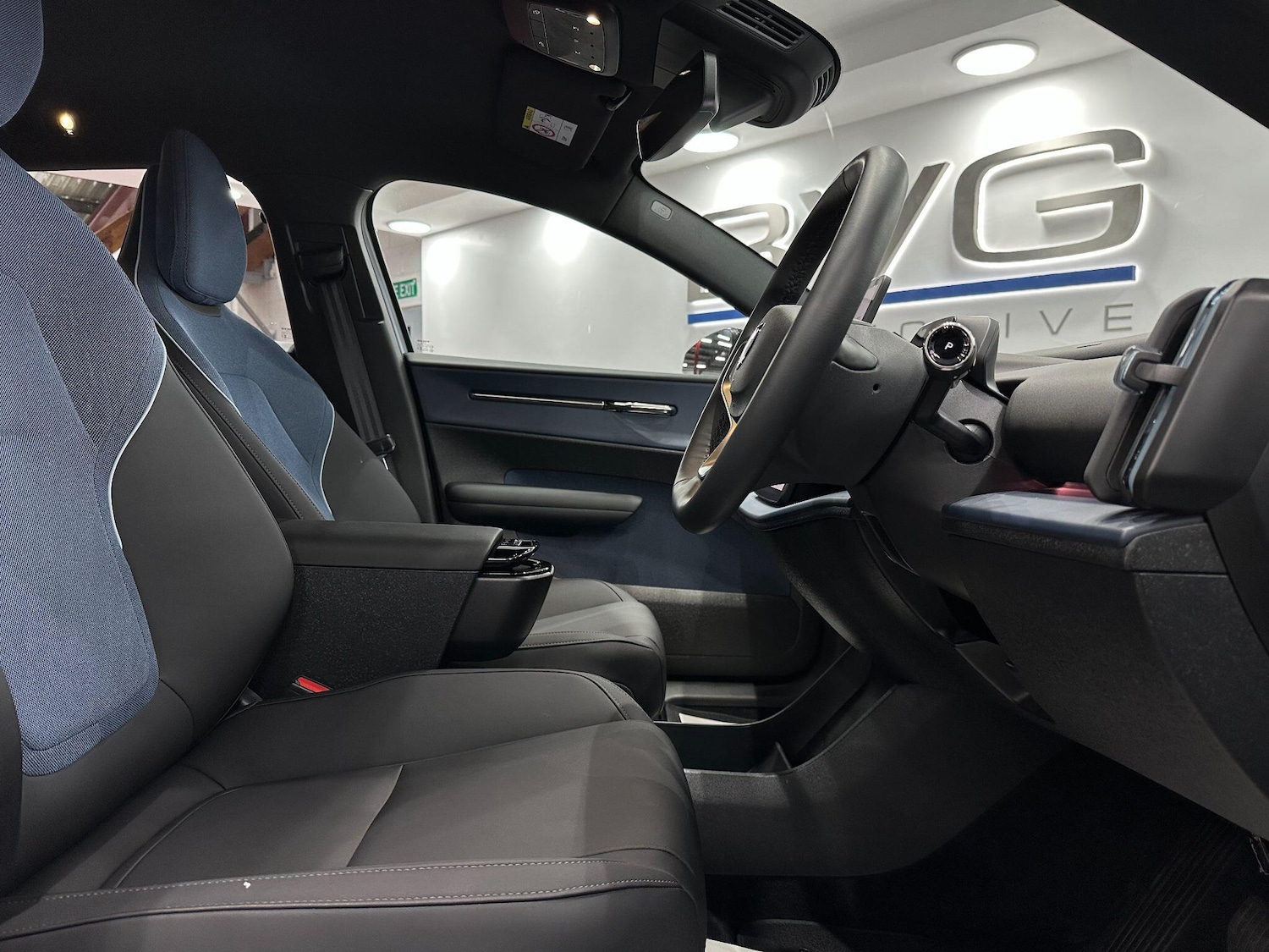 Used Volvo EX30 2024 for sale - 76715359: Photo 27