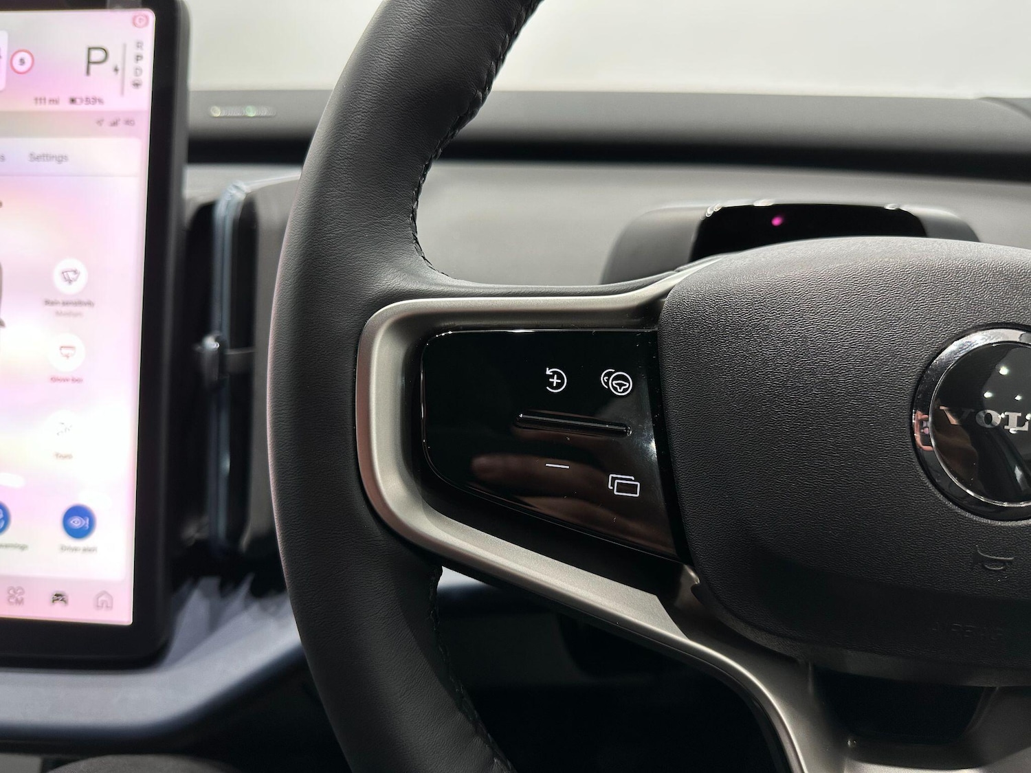 Used Volvo EX30 2024 for sale - 76715359: Photo 42