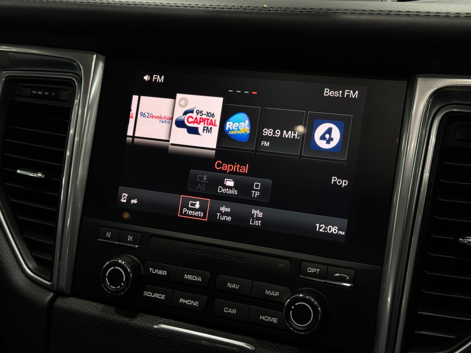 Used Porsche Macan 2017 for sale - 78062830: Photo 34