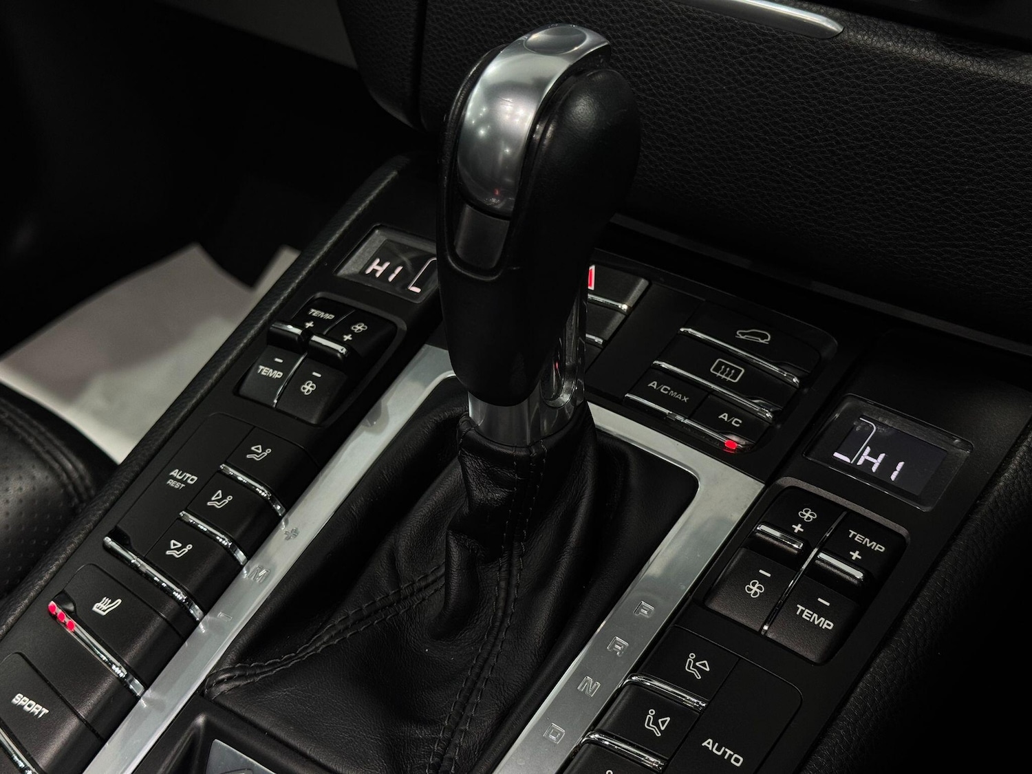 Used Porsche Macan 2017 for sale - 78062830: Photo 39