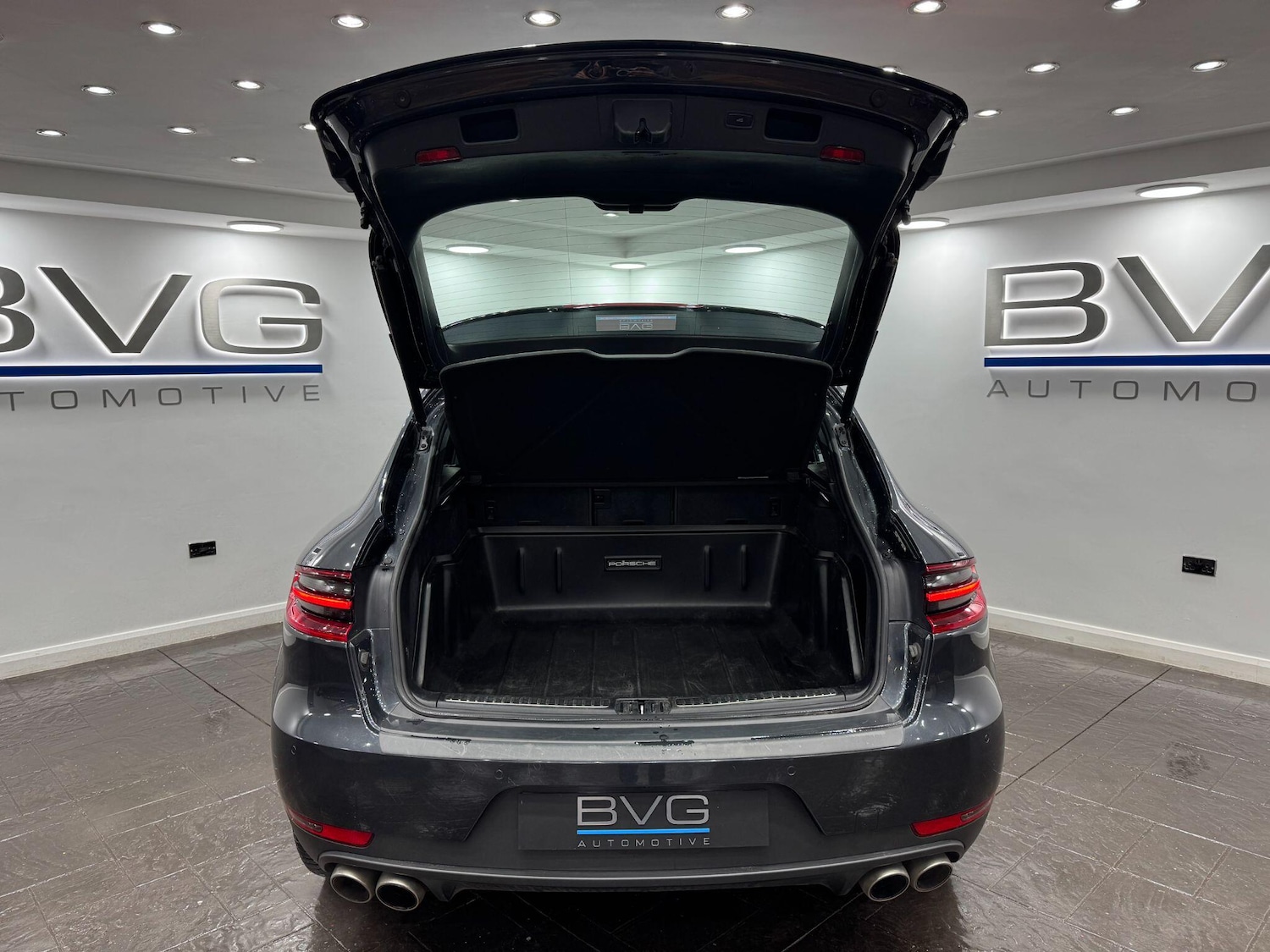 Used Porsche Macan 2017 for sale - 78062830: Photo 61