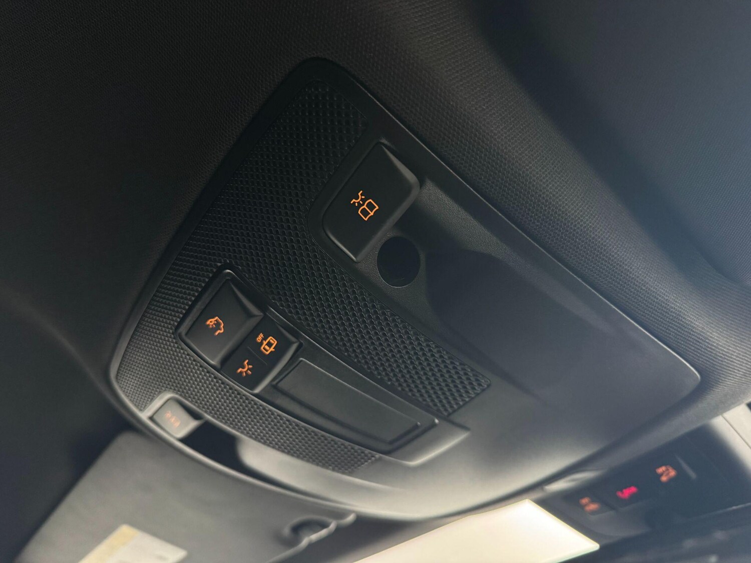 Used Mercedes-Benz CLA 2016 for sale - 77585921: Photo 28