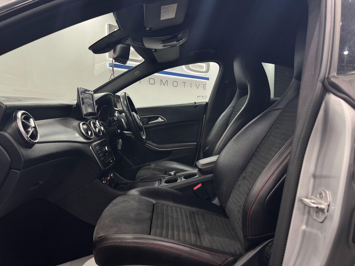 Used Mercedes-Benz CLA 2016 for sale - 77585921: Photo 48