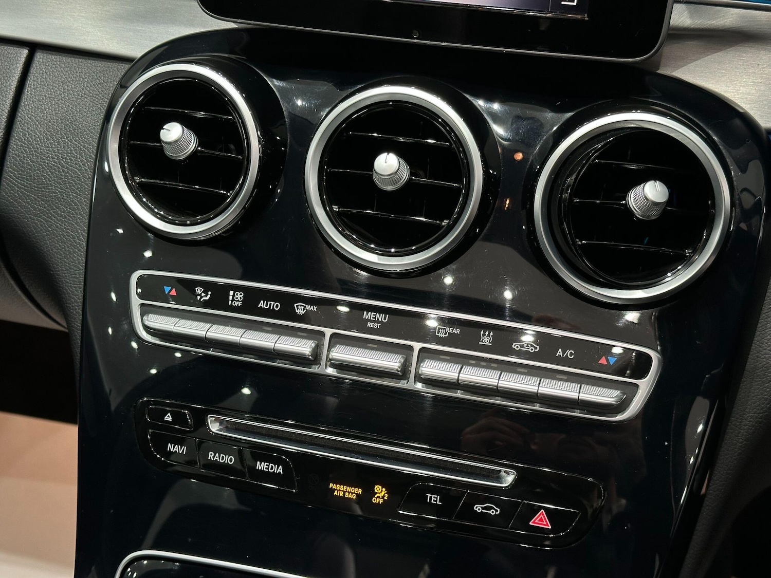 Vehicle 33