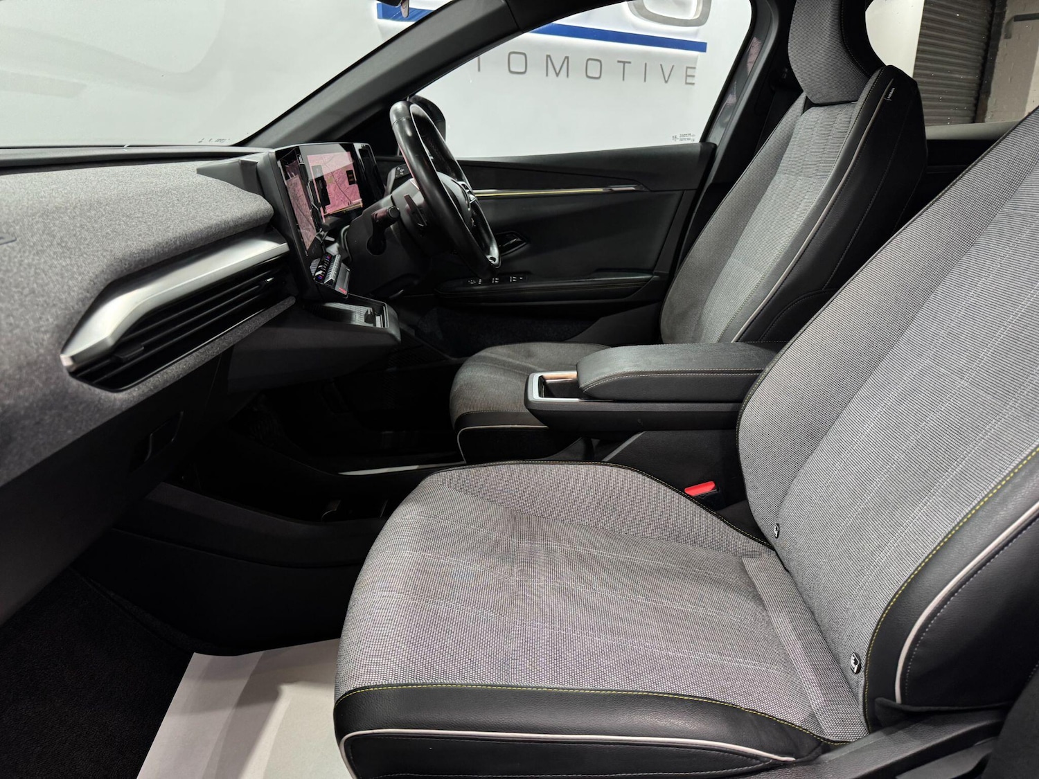 Used Renault Megane E Tech 2022 for sale - 77097554: Photo 56