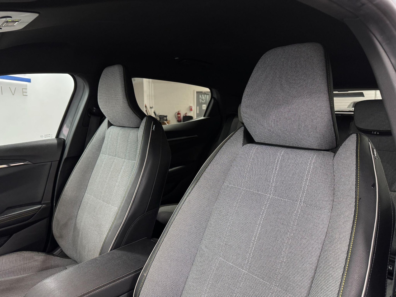 Used Renault Megane E Tech 2022 for sale - 77097554: Photo 57