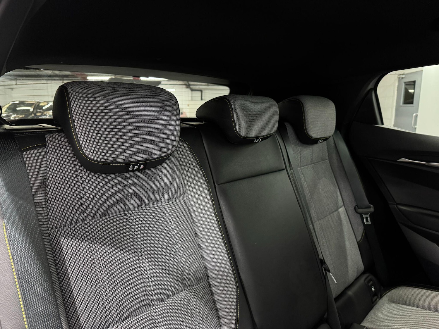 Used Renault Megane E Tech 2022 for sale - 77097554: Photo 64