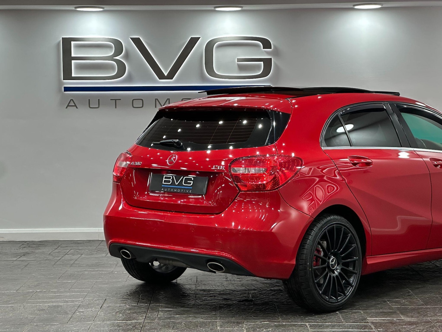 Used Mercedes-Benz A-Class 2015 for sale - 76348953: Photo 12