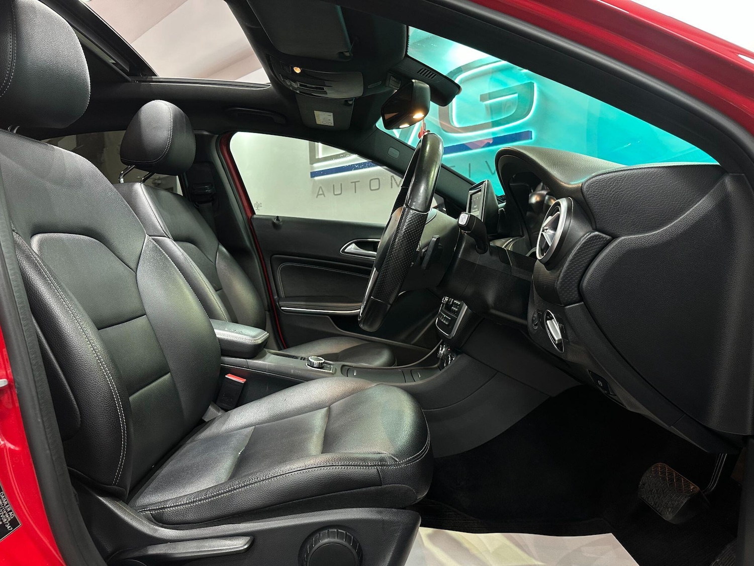 Used Mercedes-Benz A-Class 2015 for sale - 76348953: Photo 16