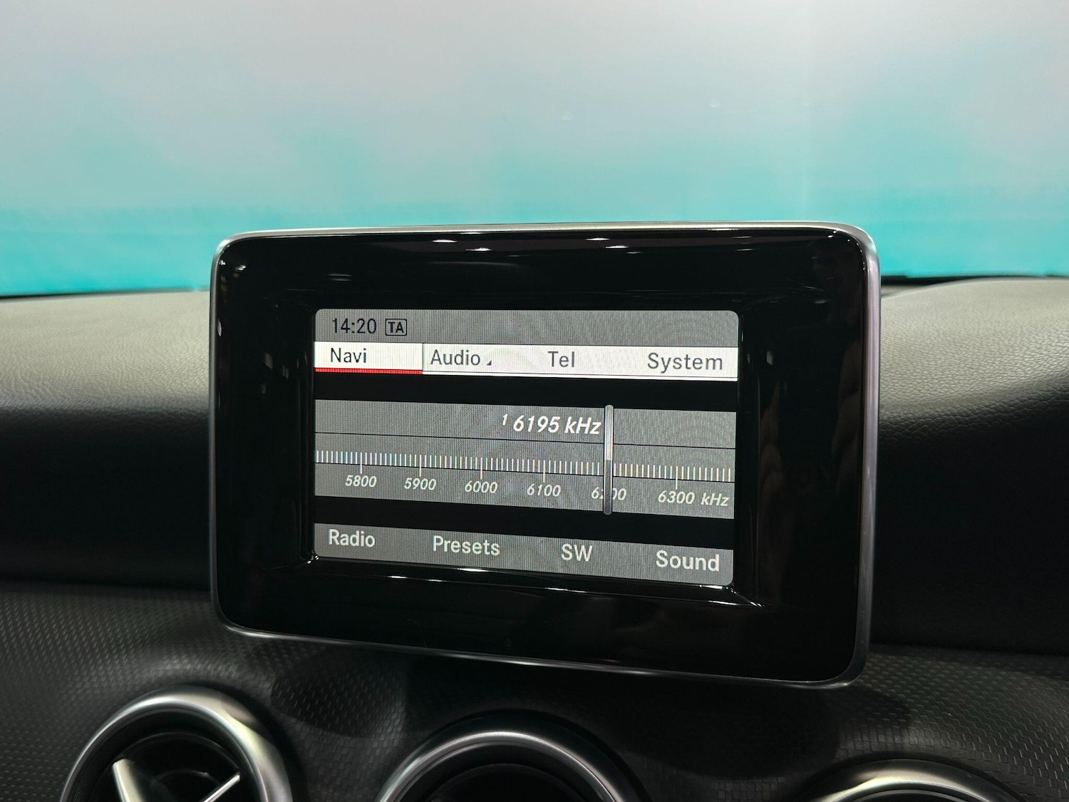 Used Mercedes-Benz A-Class 2015 for sale - 76348953: Photo 27