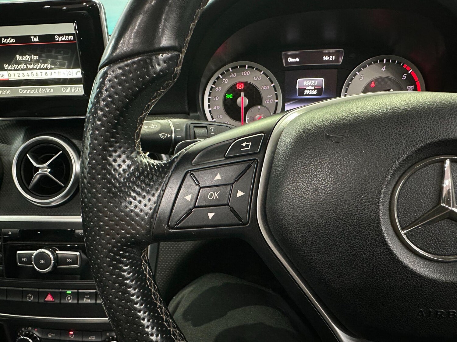 Used Mercedes-Benz A-Class 2015 for sale - 76348953: Photo 34