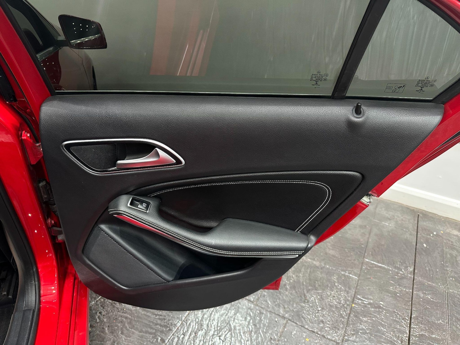Used Mercedes-Benz A-Class 2015 for sale - 76348953: Photo 50