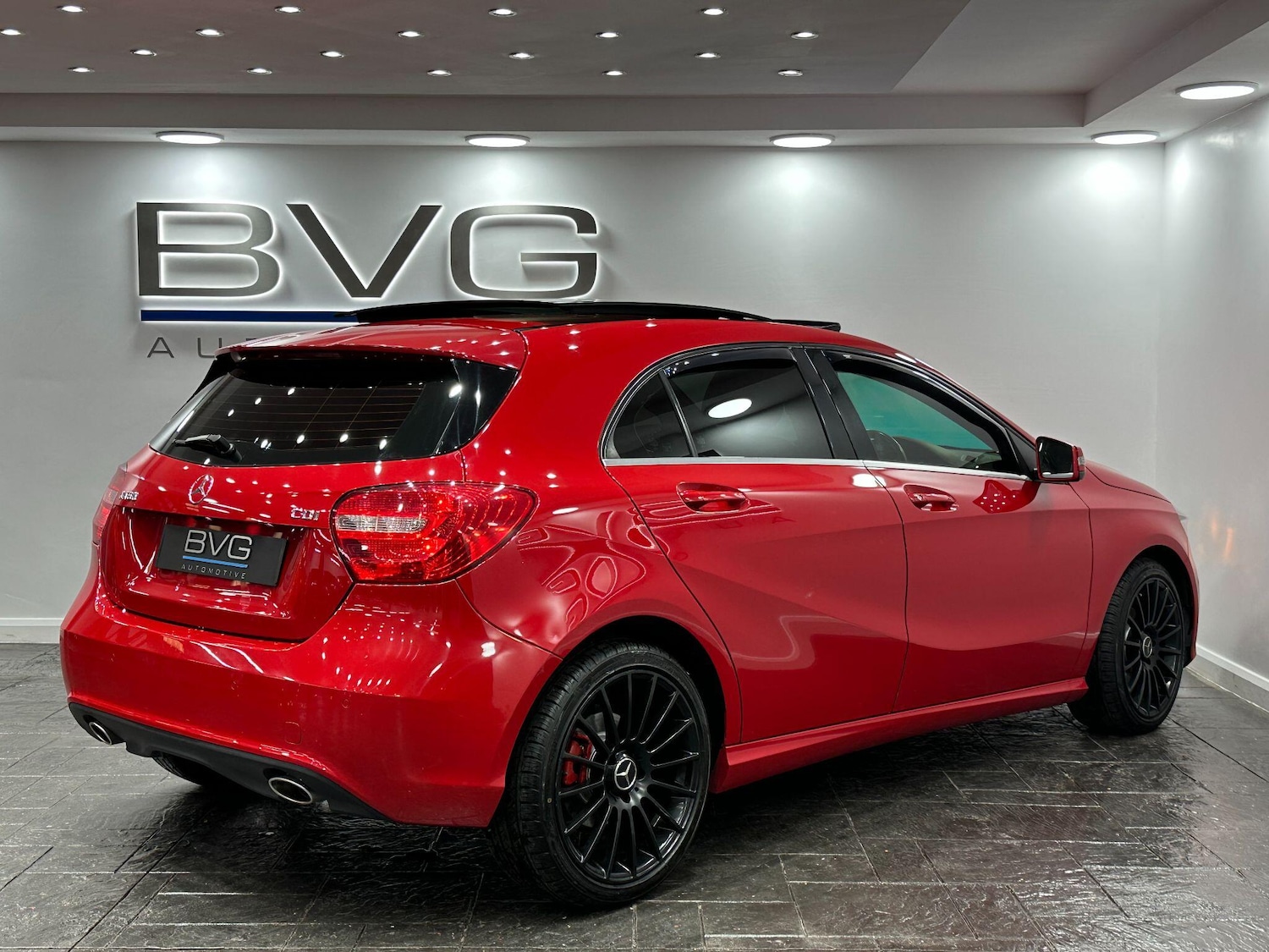 Used Mercedes-Benz A-Class 2015 for sale - 76348953: Photo 8