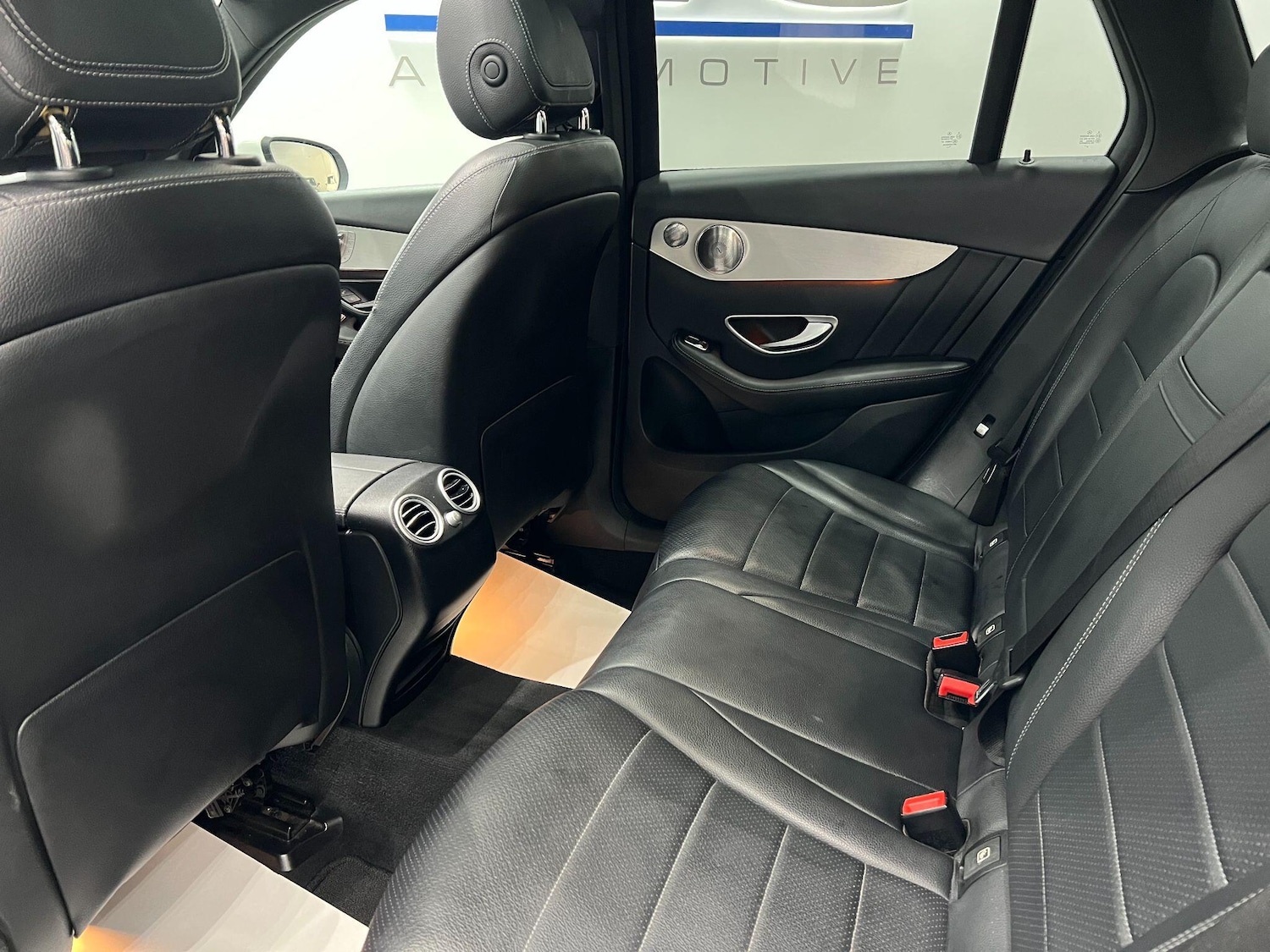 Used Mercedes-Benz GLC 2017 for sale - 76632668: Photo 68