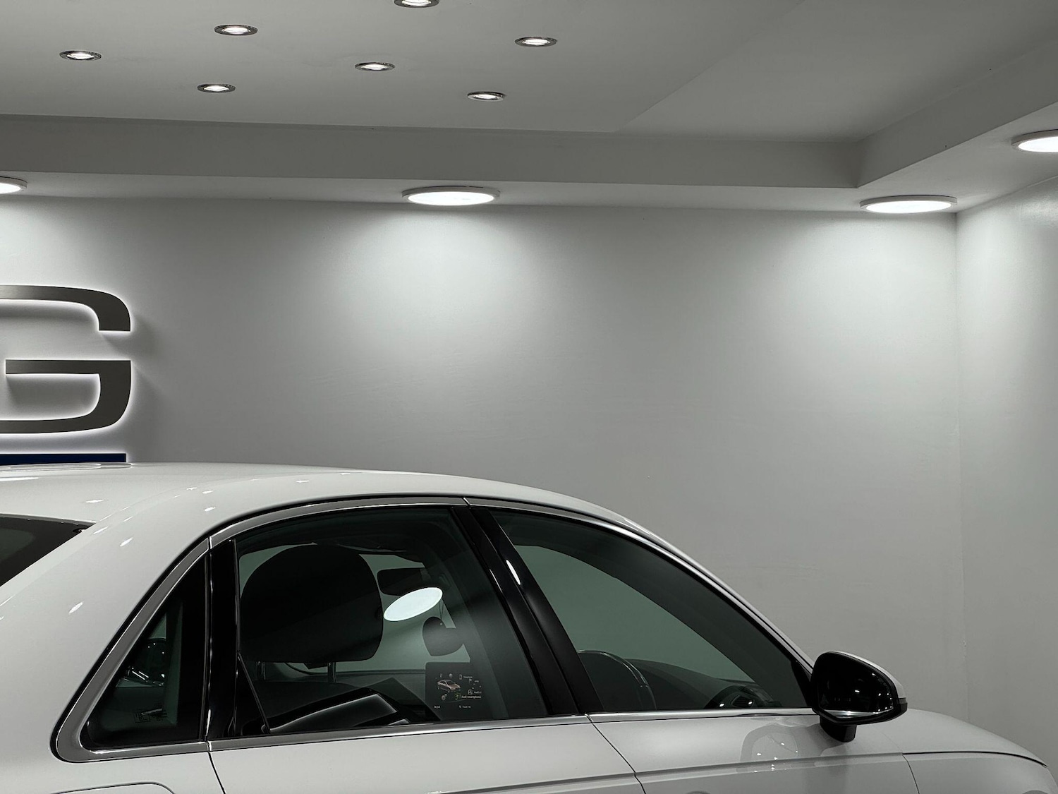 Used Audi A4 for sale - 77215456: Photo 23