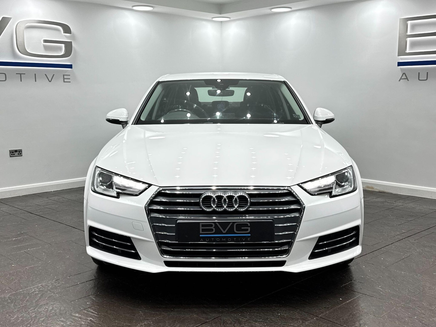 Used Audi A4 for sale - 77215456: Photo 4