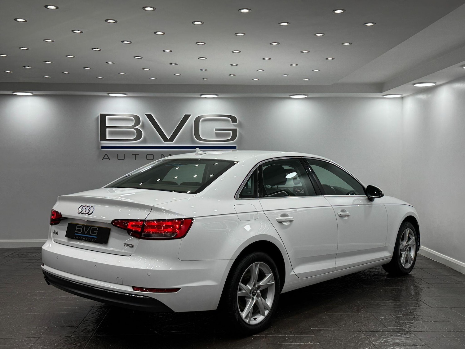 Used Audi A4 for sale - 77215456: Photo 9