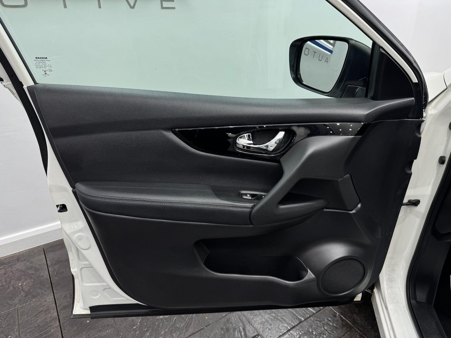 Used Nissan Qashqai 2018 for sale - 77143957: Photo 11