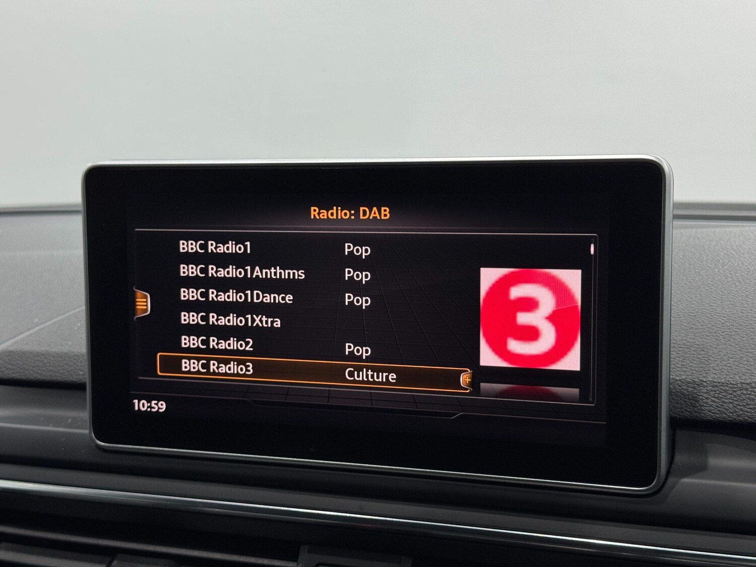 Used Audi A4 Avant 2016 for sale - 78062898: Photo 33