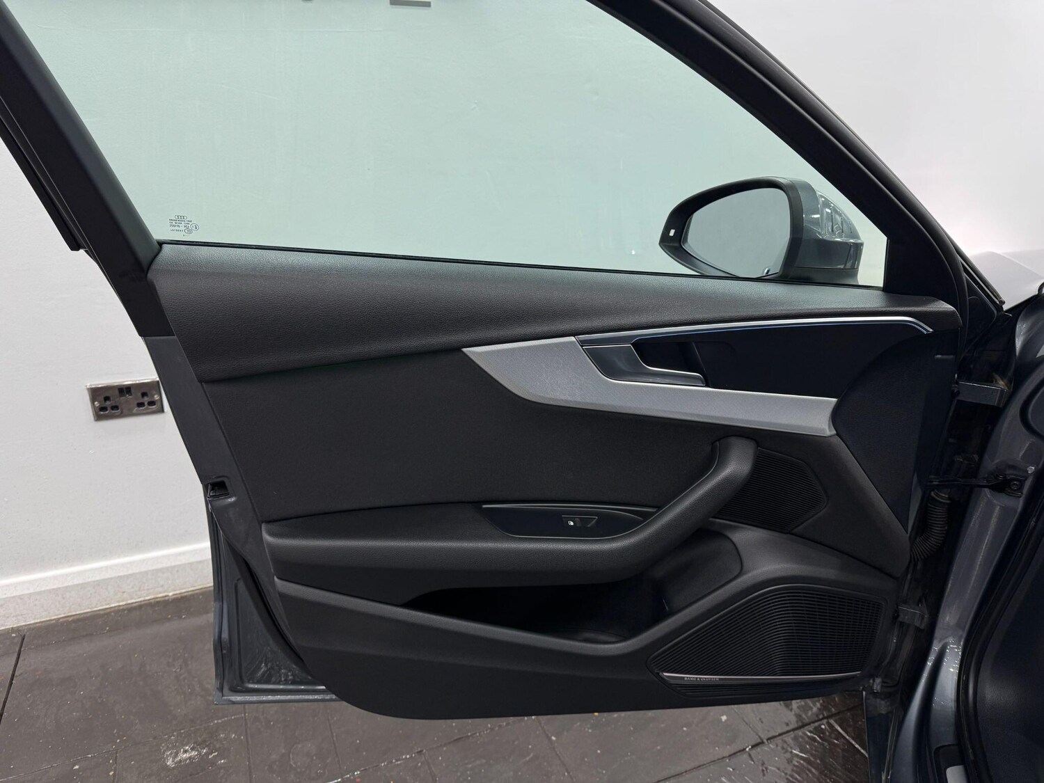 Used Audi A4 Avant 2016 for sale - 78062898: Photo 47