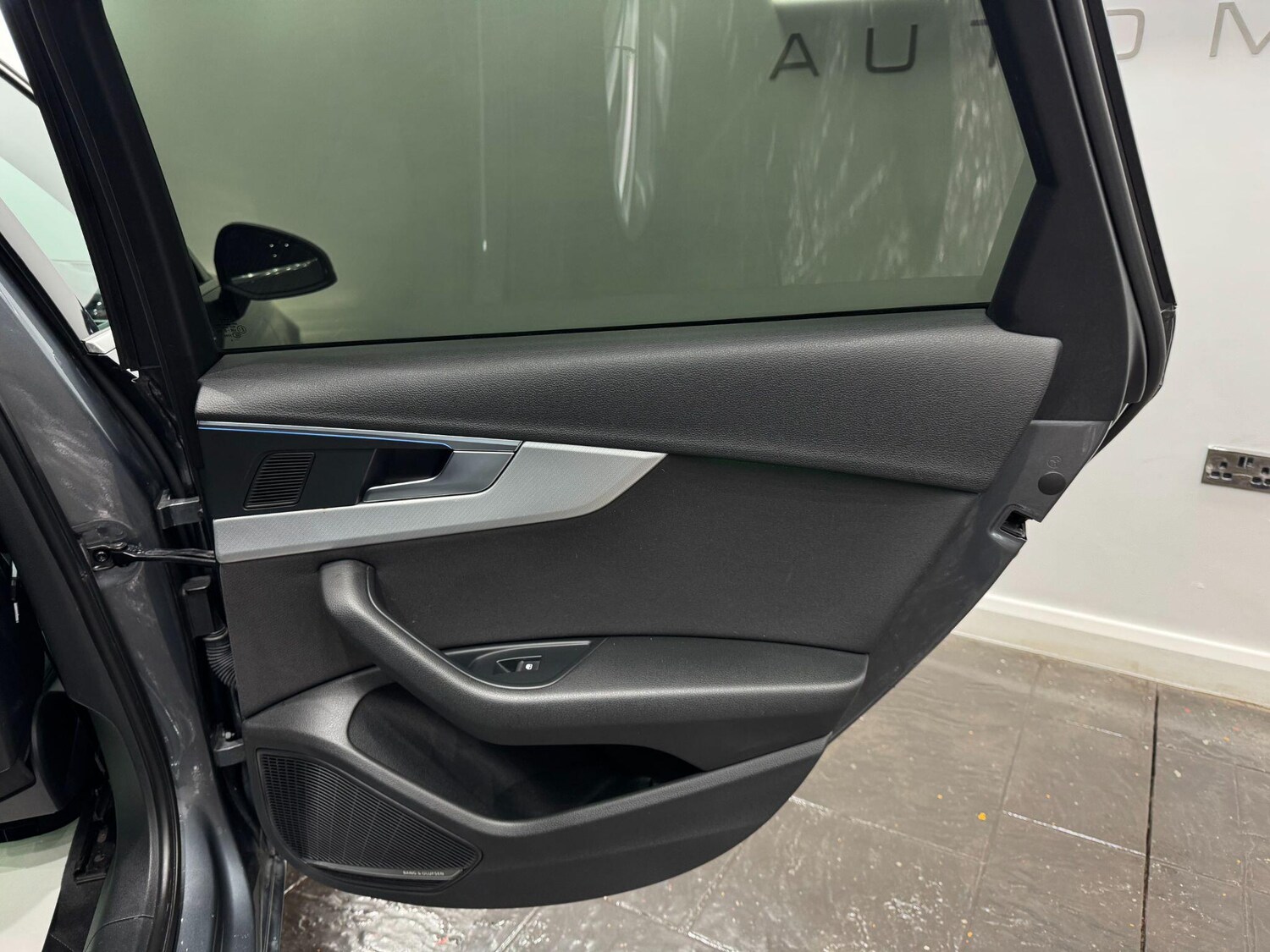 Used Audi A4 Avant 2016 for sale - 78062898: Photo 54