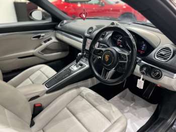 Used Porsche 718 Cayman 2018 for sale - 74545948: Photo