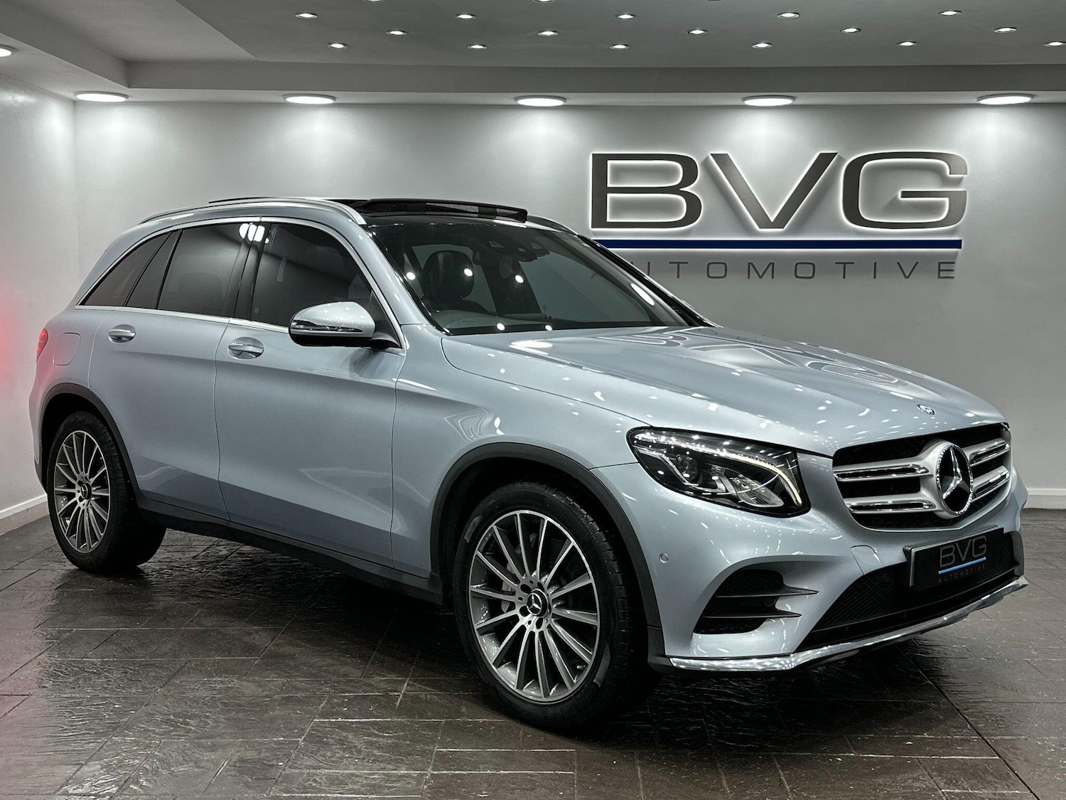 Used Mercedes-Benz GLC 2016 for sale - 76855897: Photo 4