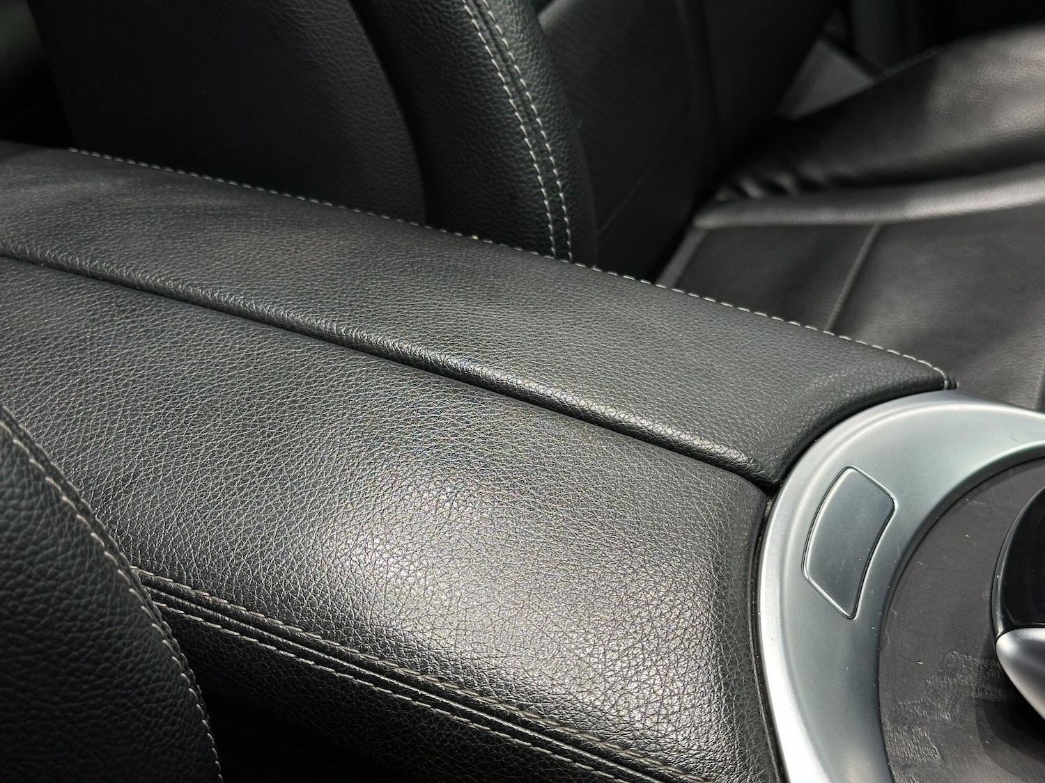 Used Mercedes-Benz GLC 2016 for sale - 76855897: Photo 44