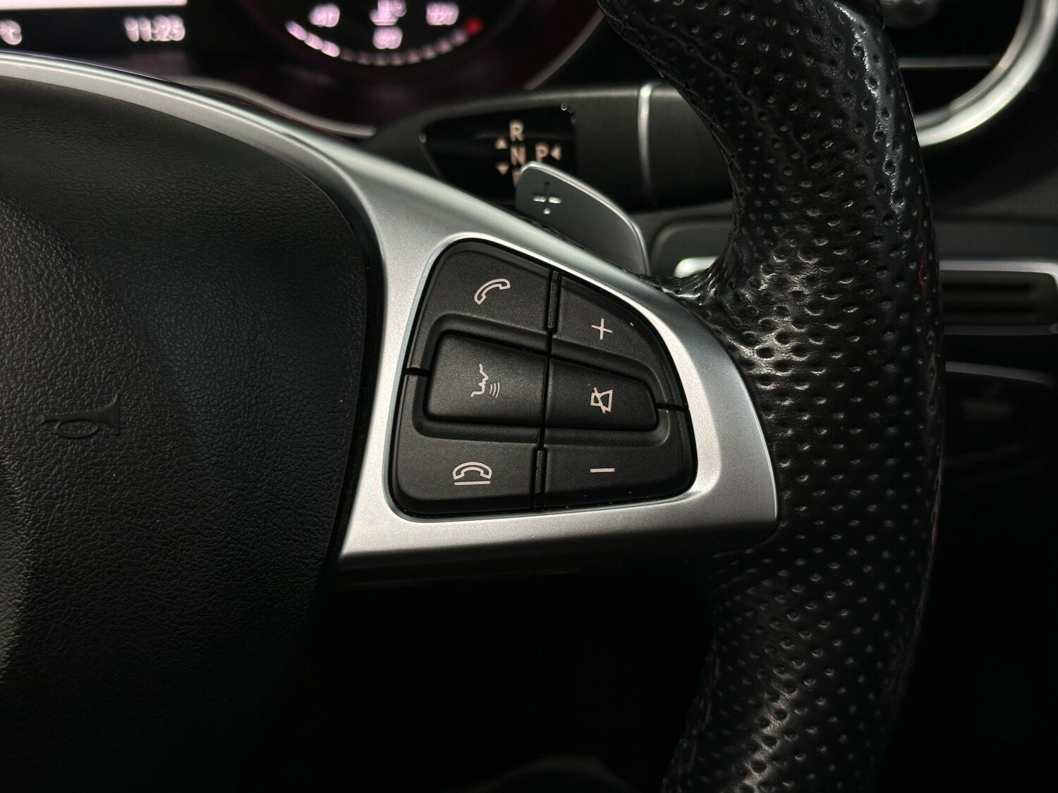 Used Mercedes-Benz GLC 2016 for sale - 76855897: Photo 48