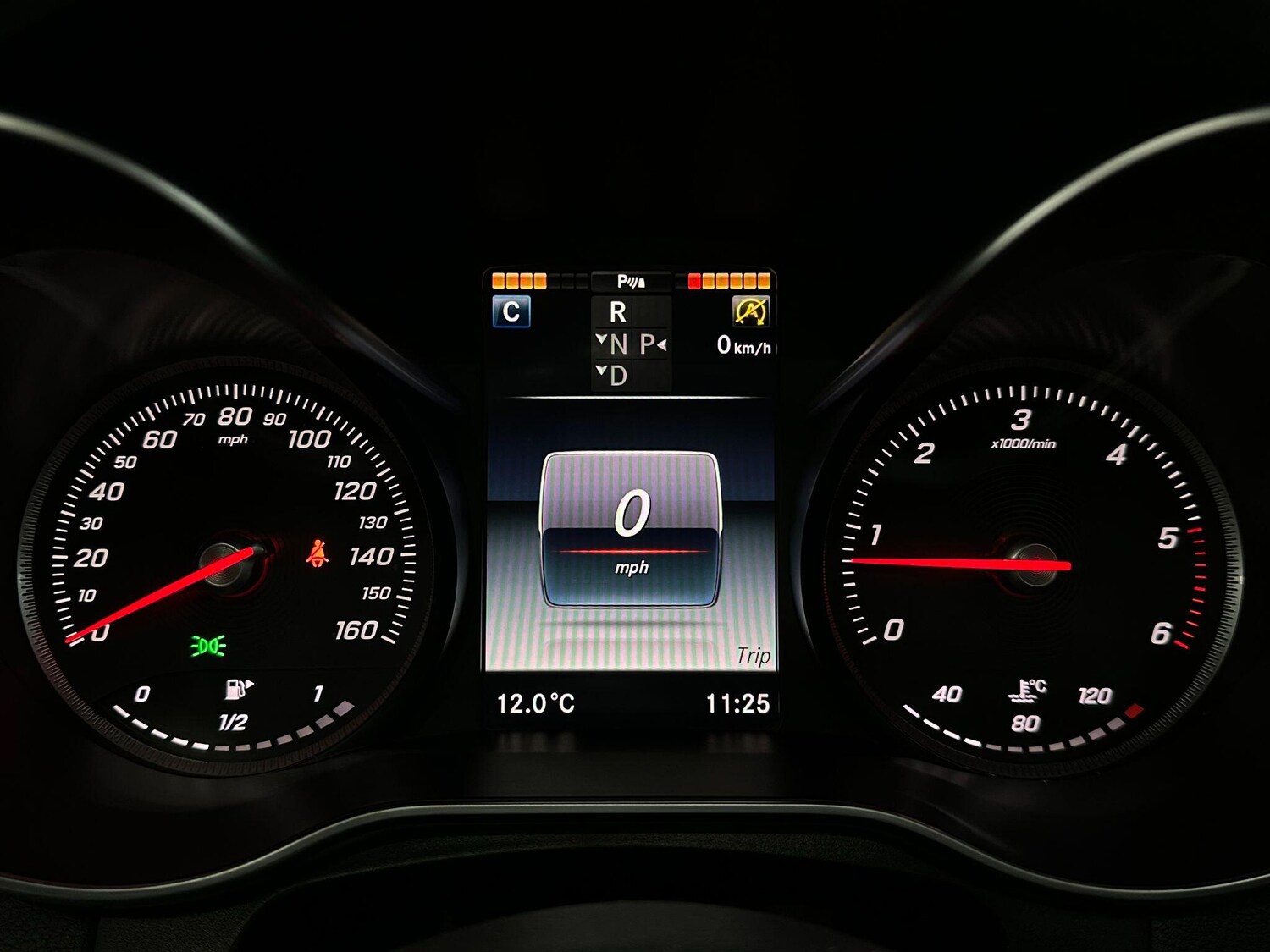 Used Mercedes-Benz GLC 2016 for sale - 76855897: Photo 49