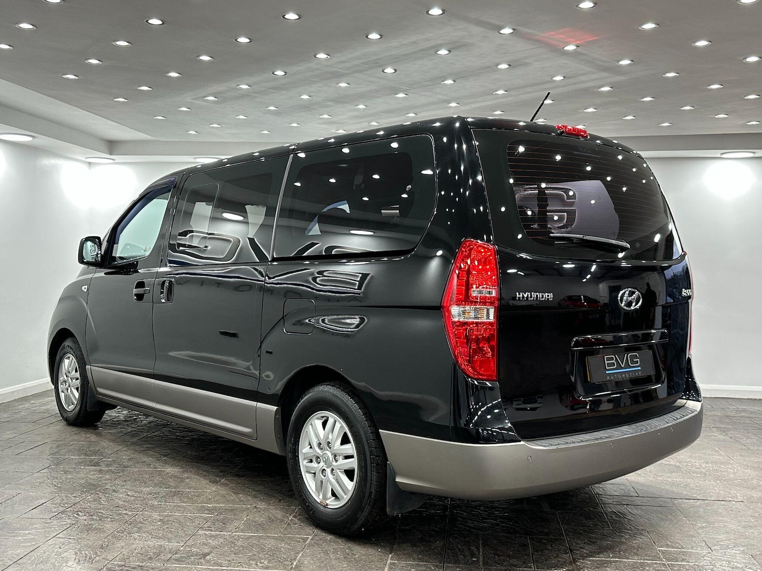 Used Hyundai i800 2016 for sale - 76671279: Photo 10