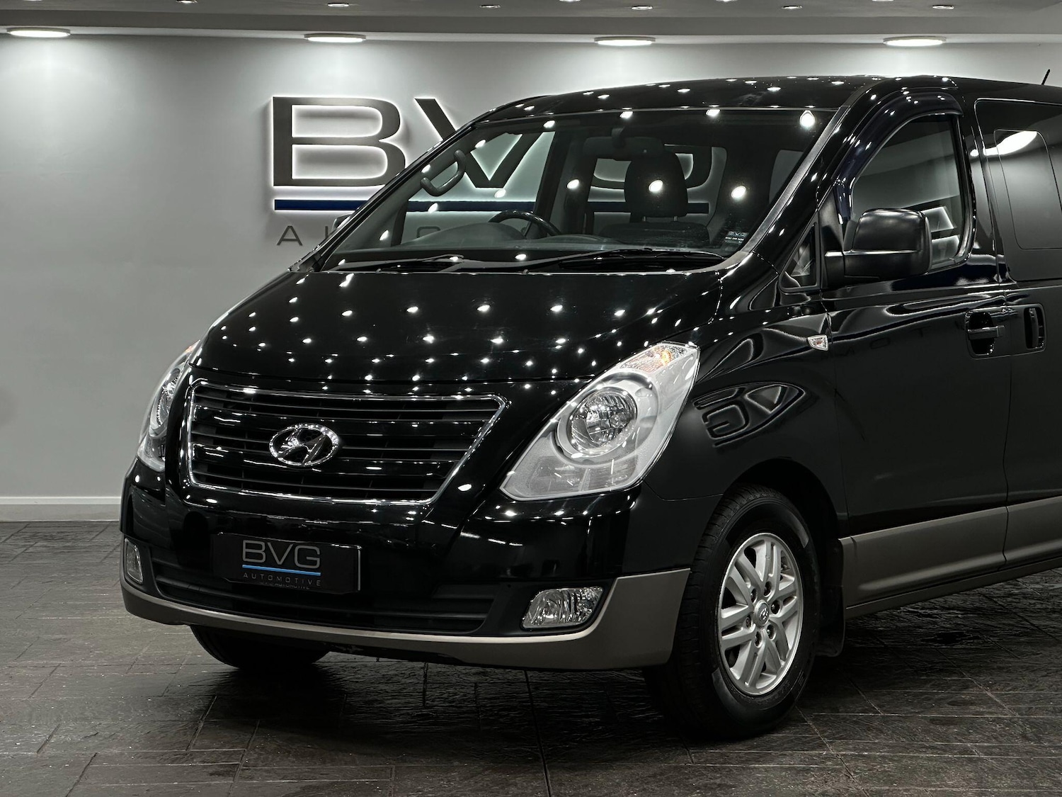 Used Hyundai i800 2016 for sale - 76671279: Photo 14