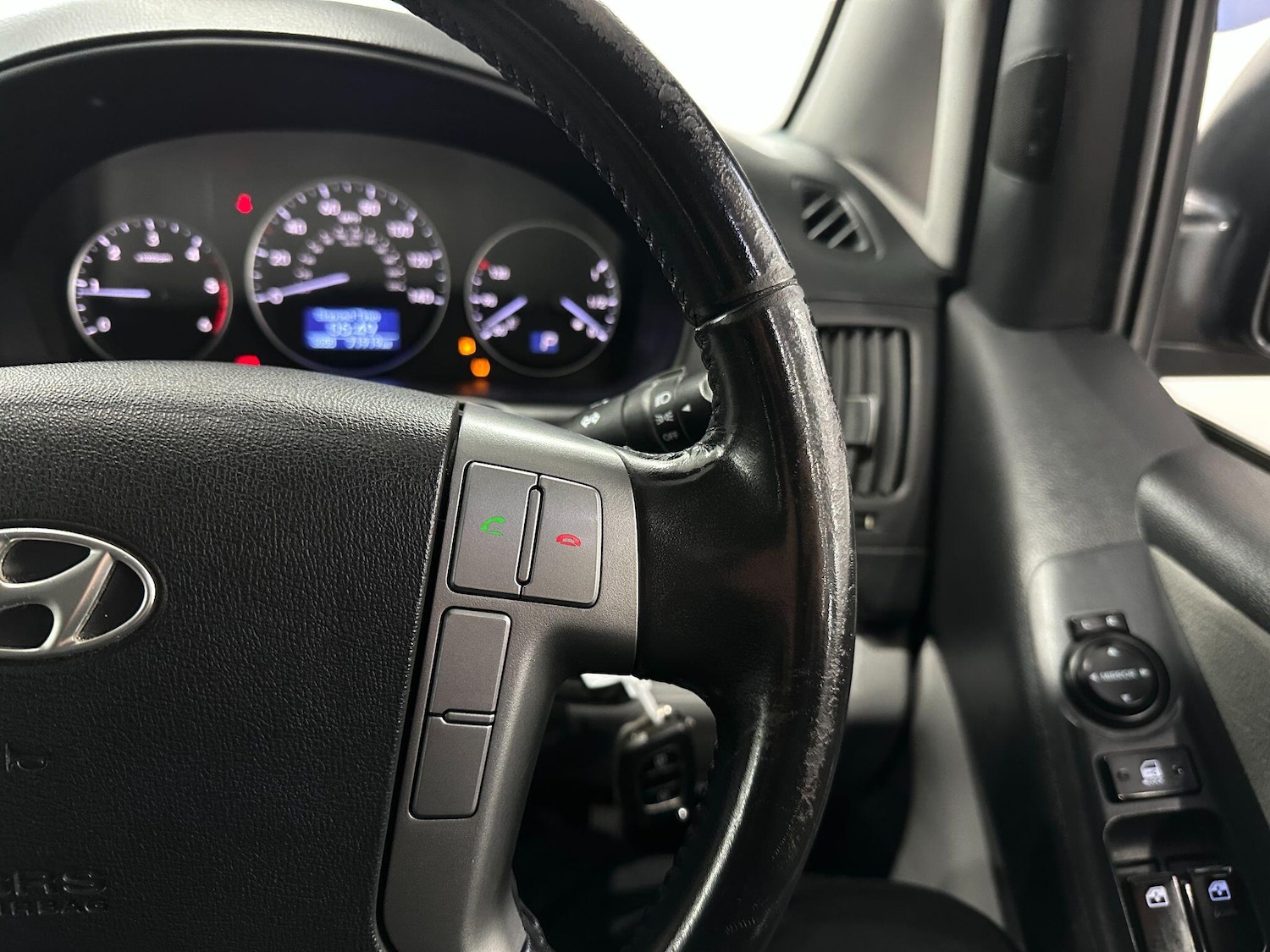 Used Hyundai i800 2016 for sale - 76671279: Photo 39