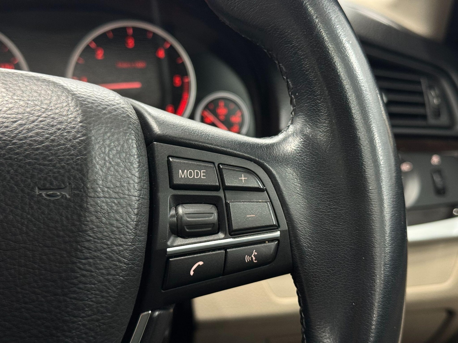 Used BMW 5 Series 2015 for sale - 78148181: Photo 46