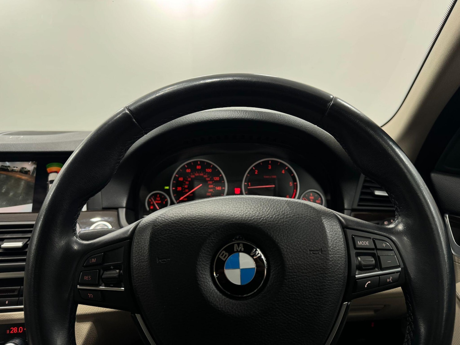 Used BMW 5 Series 2015 for sale - 78148181: Photo 47